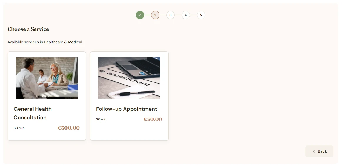 The Bookvatio service step: service cards each showing a duration and a price, with one selected.
